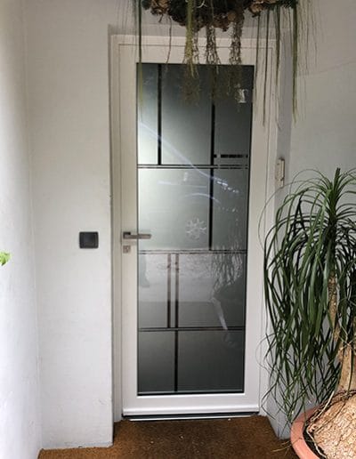 installation porte pvc par R'renov dans une maison à Grenoble Rhône Alpes